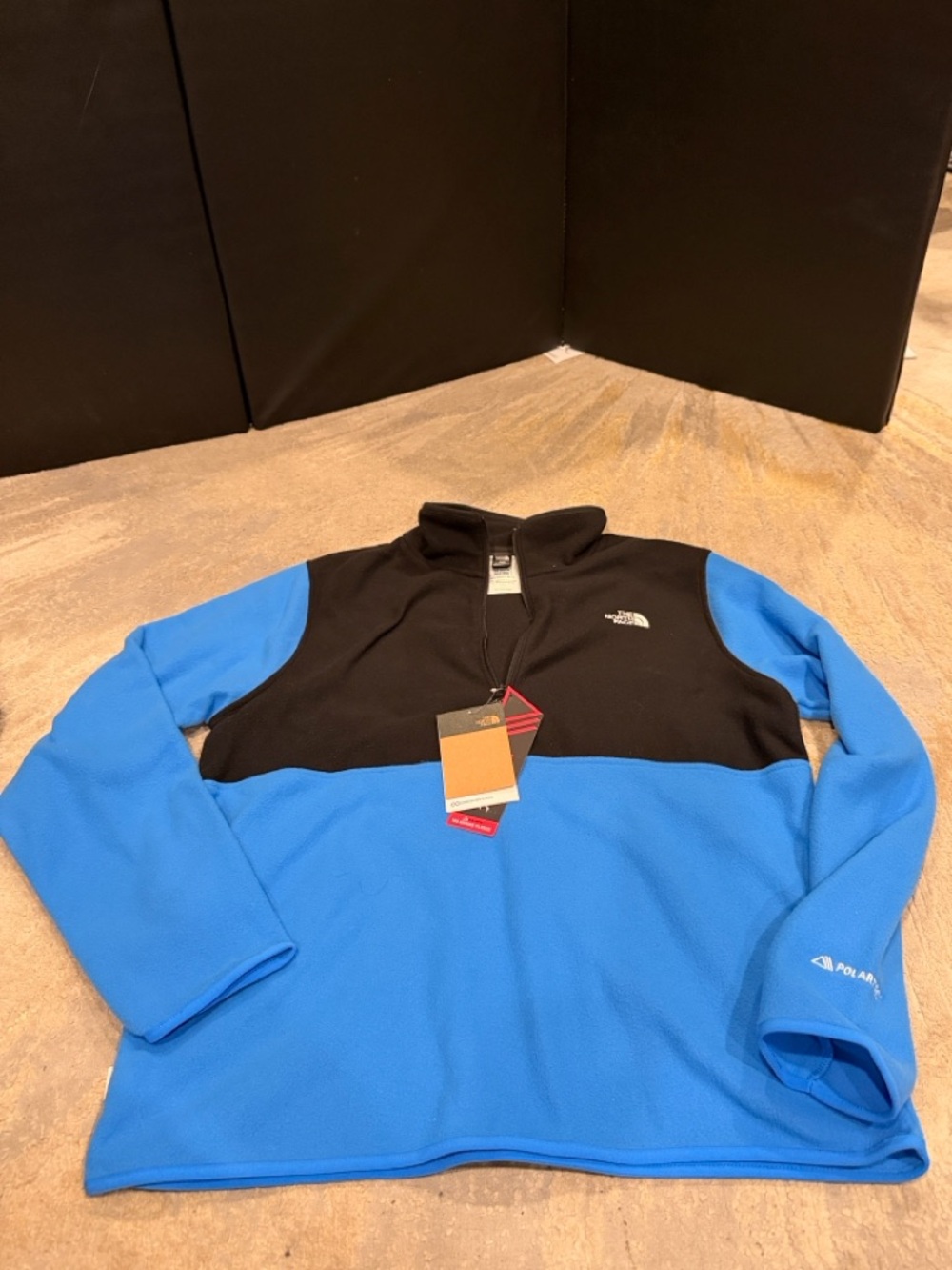 The North Face Alpine Polartec 100
1/2-Zip fleece in optic blue size L New